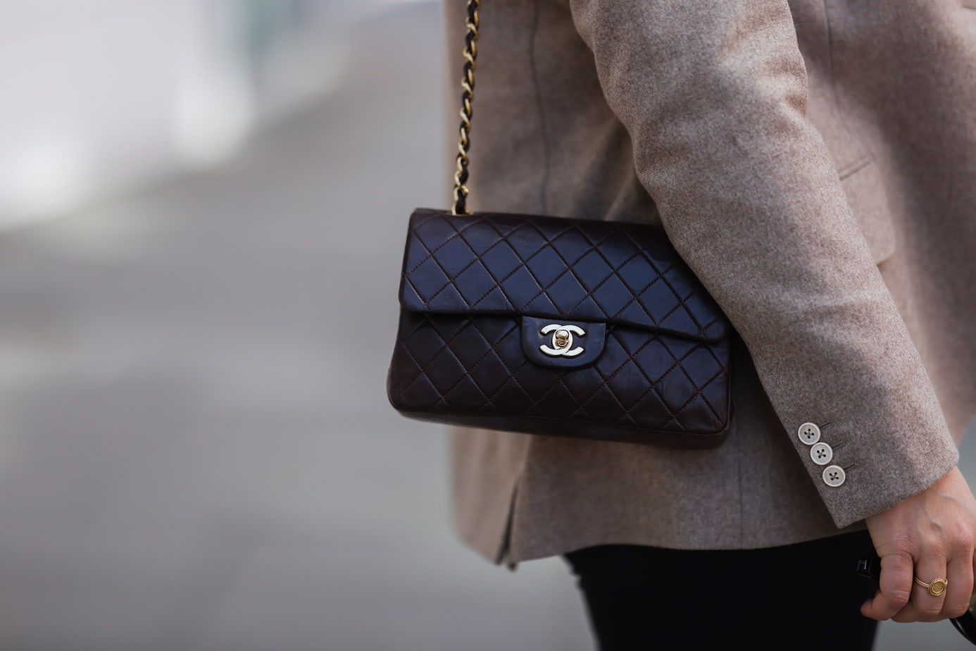 What handbags do French it-girls choose?