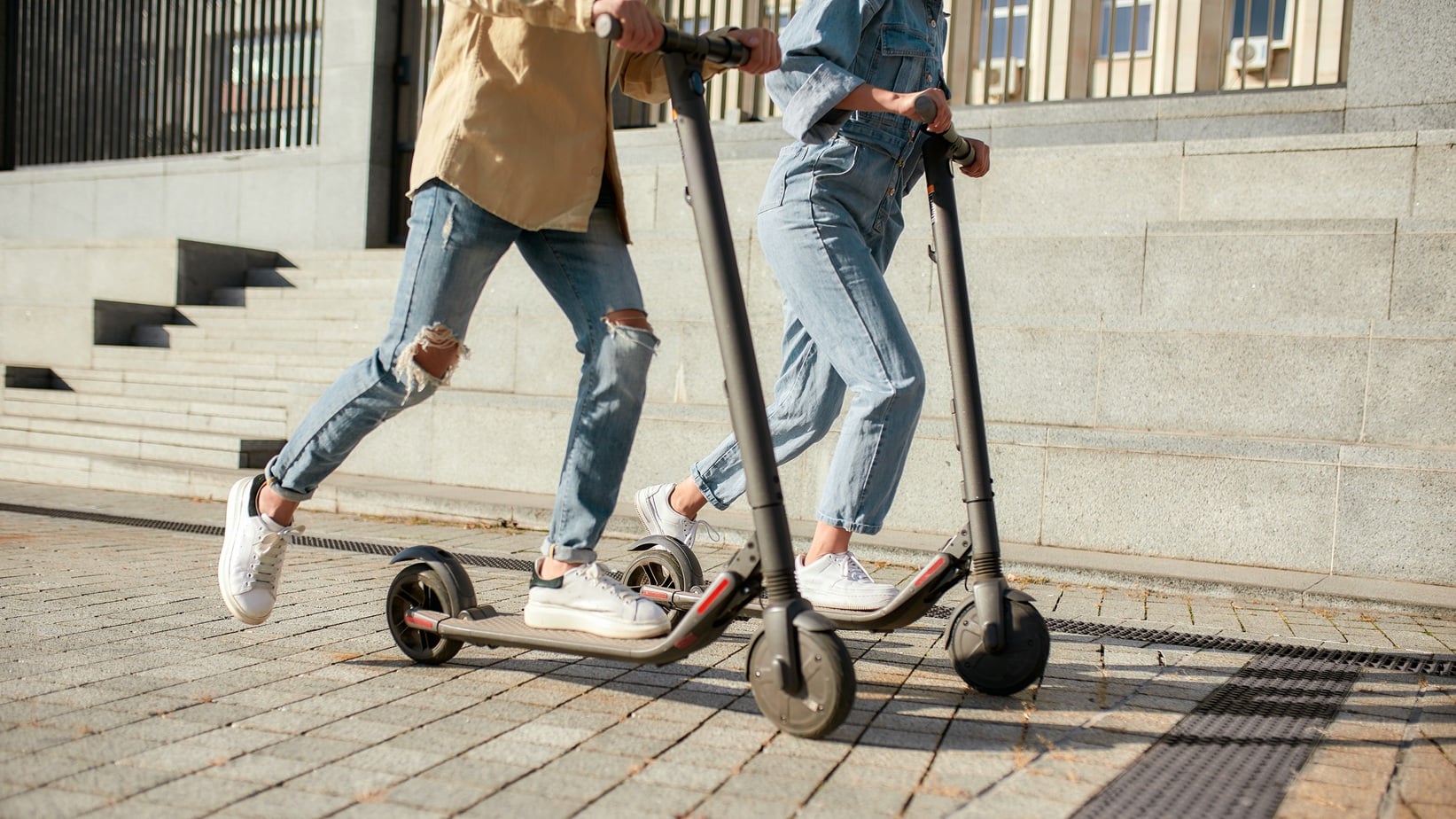 Scooters are still in vogue. What should you consider when choosing a model for yourself?